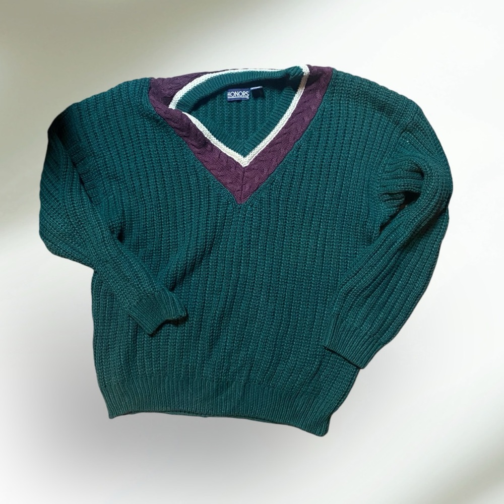 Hobos brand HEAVY duty sweater plum and green colors